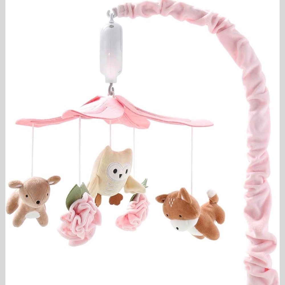 NWOT The Peanutshell Crib Mobile for Girls- Forest Animals